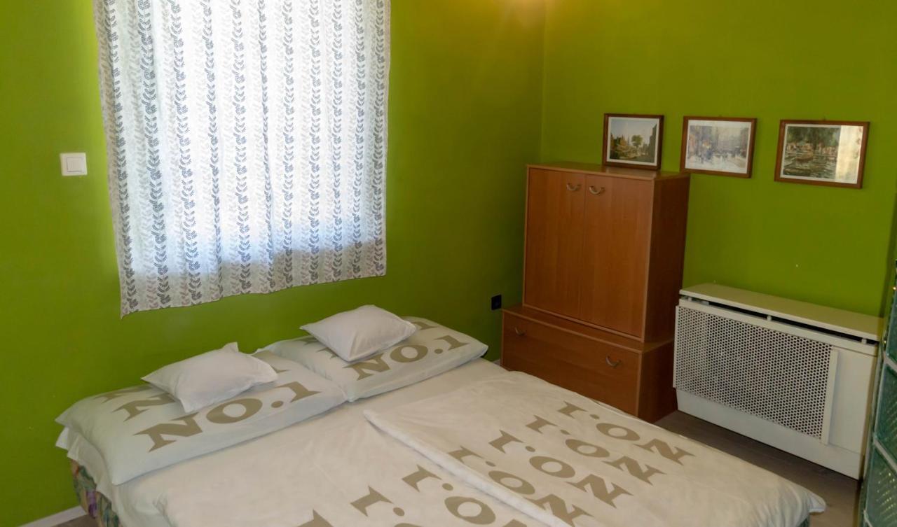 Zsolnay Apartman Siofok Ngoại thất bức ảnh