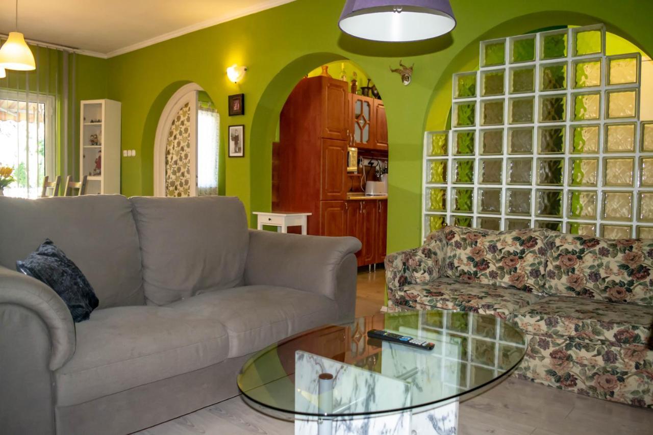 Zsolnay Apartman Siofok Ngoại thất bức ảnh